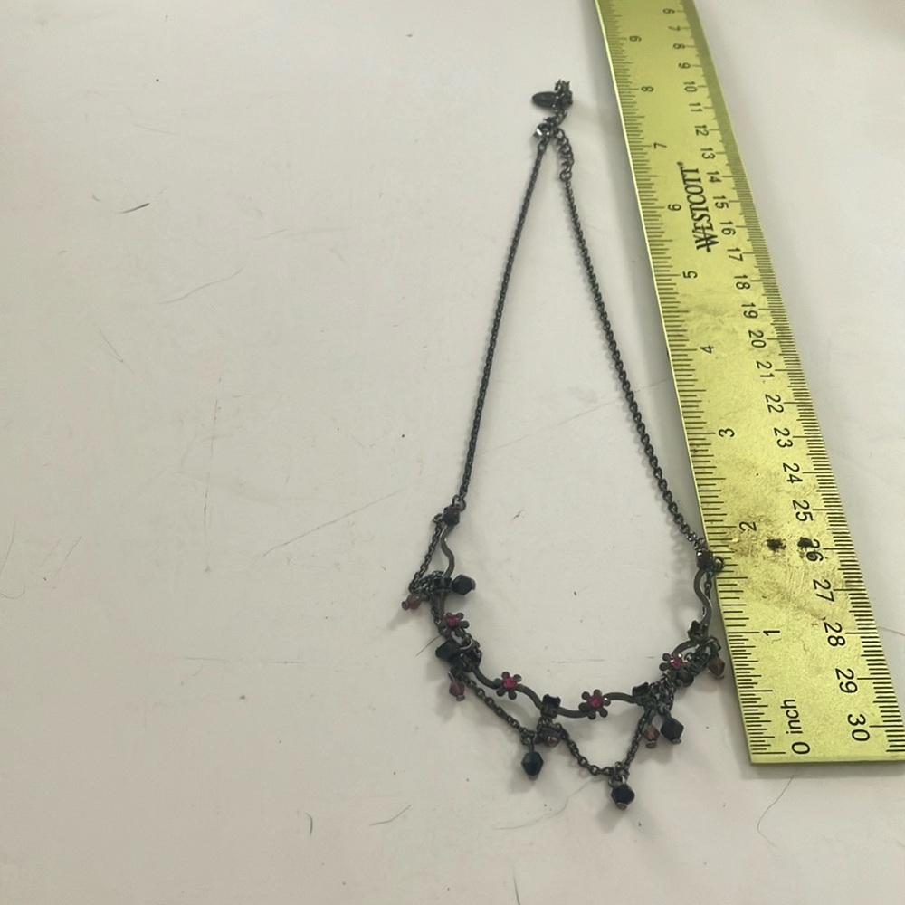 Ladies icing necklace